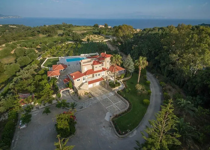 Vila Hidden Gem Estate Kefalonia, Multi-award Winner *