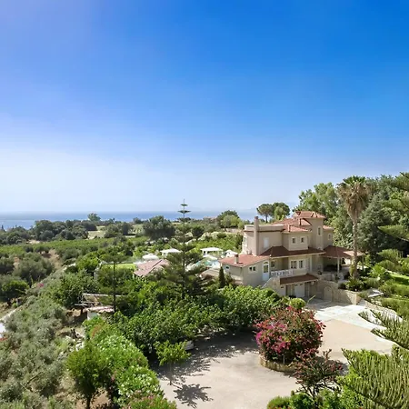 Villa Hidden Gem Estate Kefalonia, Multi-award Winner *