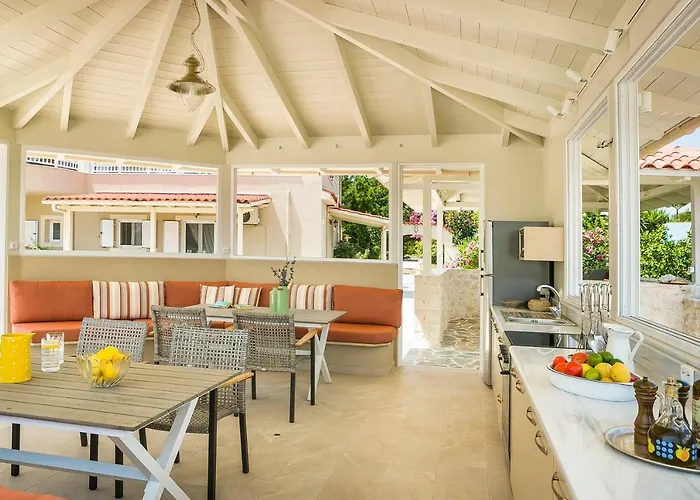 Hidden Gem Estate Kefalonia, Multi-award Winner Villa *