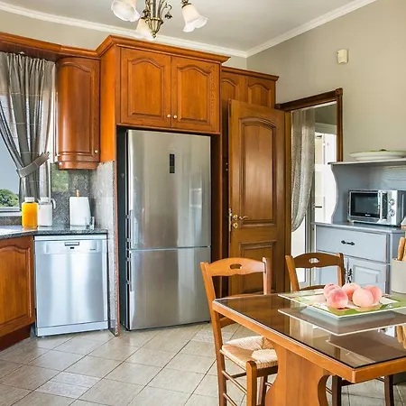 Вилла Hidden Gem Estate *